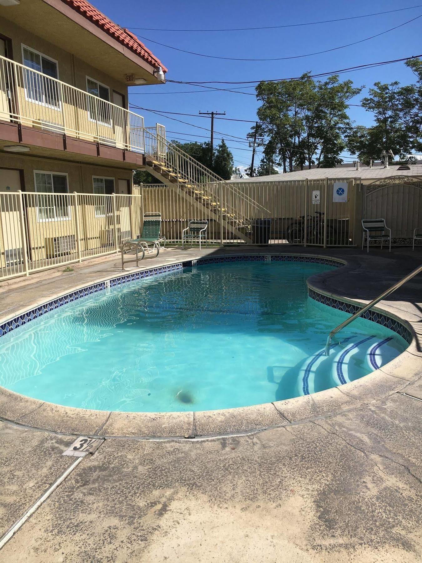Sands Motel Riverside Esterno foto