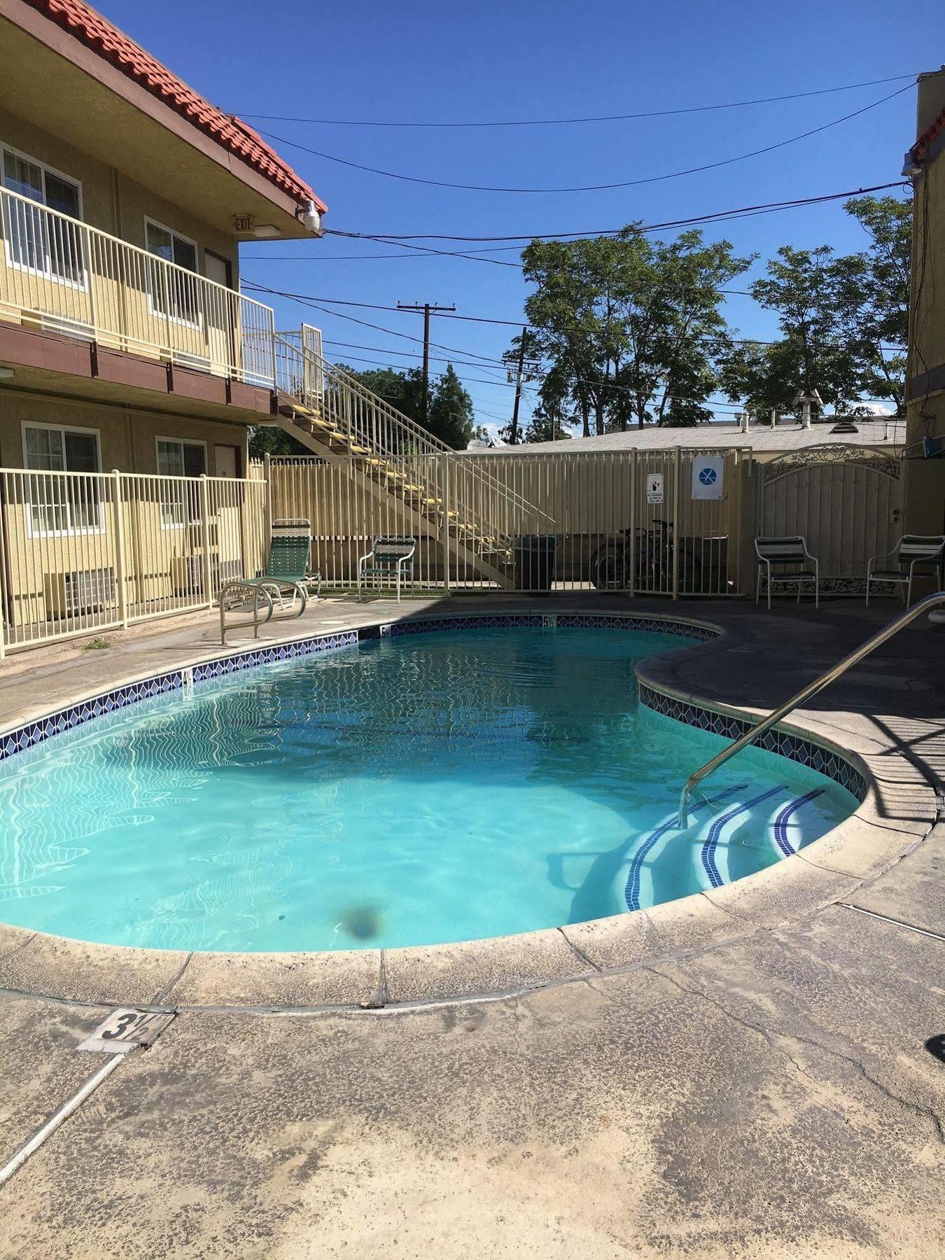 Sands Motel Riverside Esterno foto