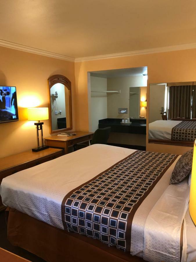 Sands Motel Riverside Esterno foto
