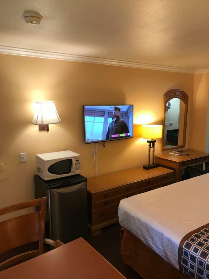 Sands Motel Riverside Esterno foto