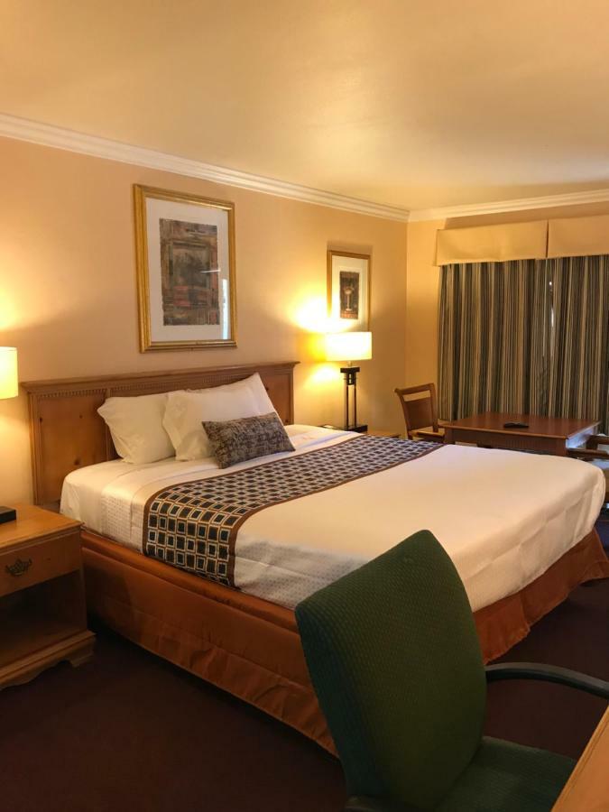 Sands Motel Riverside Esterno foto